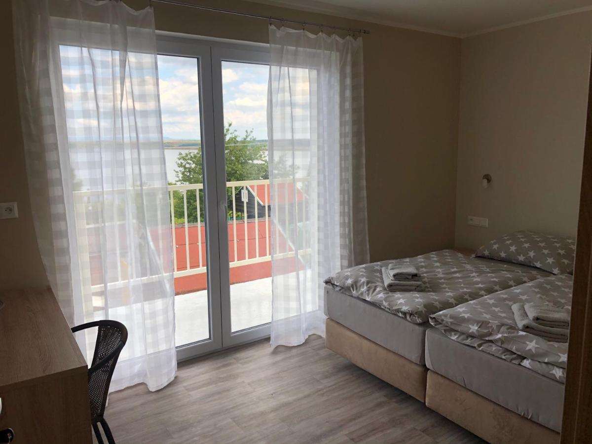 Holiday Centrum Žatec Eksteriør bilde