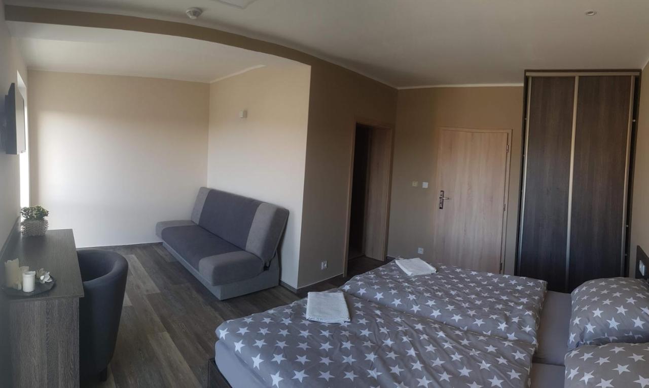 Holiday Centrum Žatec Eksteriør bilde